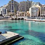 Deluxe Home&garden - Sliema Ferries *