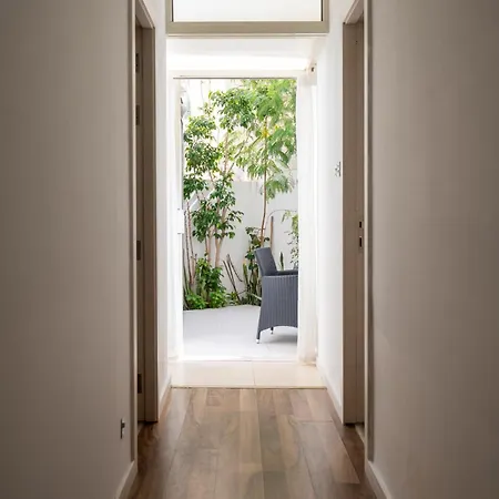 Deluxe Home&garden - Sliema Ferries Appartement *