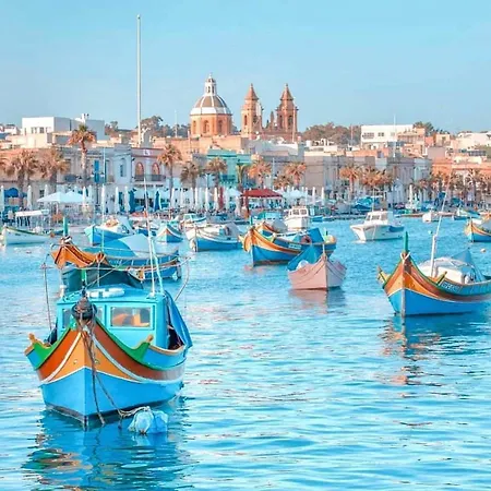 Deluxe Home&garden - Sliema Ferries Appartement Gzira