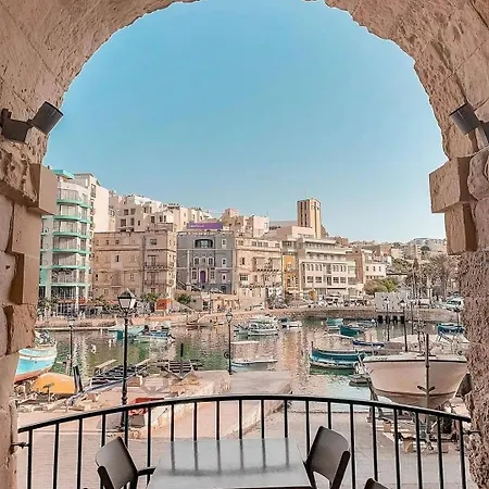 Deluxe Home&garden - Sliema Ferries