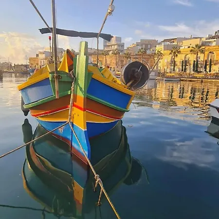 Deluxe Home&garden - Sliema Ferries Gzira
